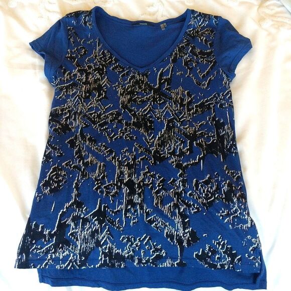 Tahari T-shirt with Foil print design - Picture 10 of 10